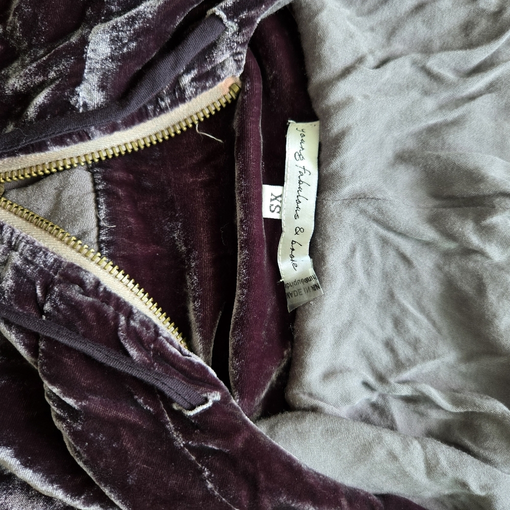 young fabulous and broke xs - Picture 5 of 7